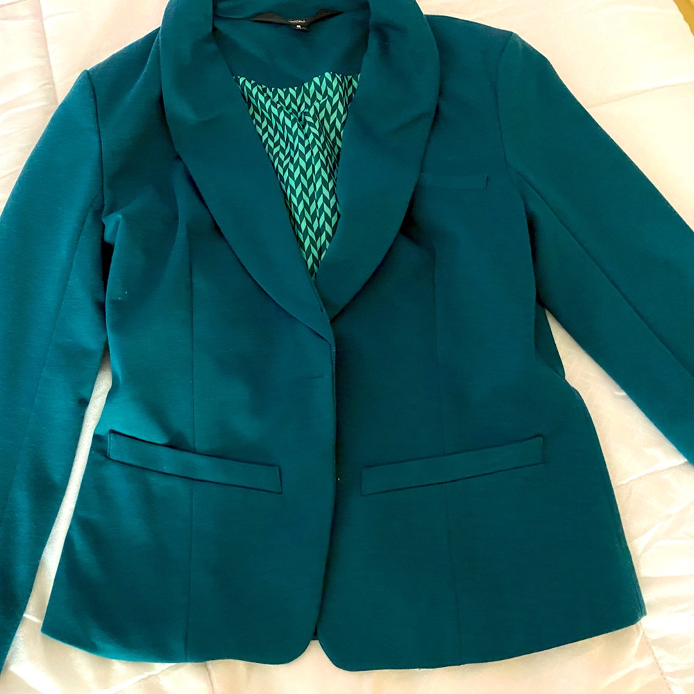 Turquoise Blazer with design in the interior